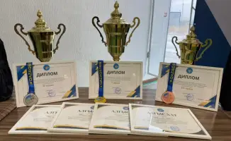 В Астане прошел турнир по қазақ күресі «Жас Сарбаз барысы», где юные спортсмены боролись за победу