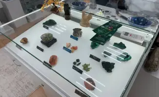 Старшеклассники школы-лицея №37 имени Сырбая Маулена посетили Минералогический музей и узнали о минералах и государственной службе