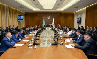 Обсуждение развития агропромышленного комплекса и сельских территорий в области Абай