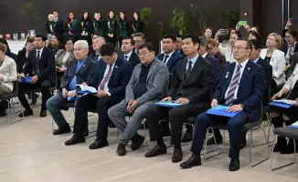 В Астане представили более 7000 уникальных документов, раскрывающих историю и культуру казахского народа