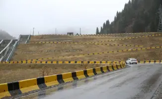 Экологический субботник в ущелье Аюсай в Алматы