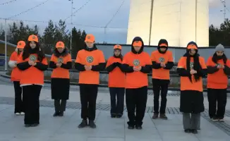 В Астане прошел оранжевый челлендж: как общественные акции влияют на осведомленность о бытовом насилии