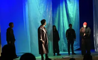 Музыкальный театр юного зрителя в Астане представляет спектакль "S.O.S." о проблемах наркомании