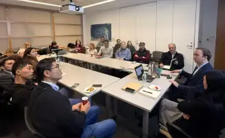 В Гарвардском университете прошла лекция по эволюции конституционного права Казахстана