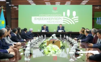 Награды для аграриев Шымкента от Айдарбека Сапарова