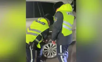 Помощь полиции водителям на трассе Алматы–Өскемен в Жетысу