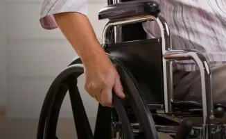 В Атырау более 17 тысяч человек с инвалидностью получили доступ к социальным услугам, включая протезы и инватакси