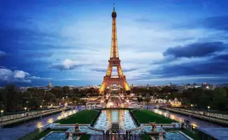 Французская неделя: эклеры, квесты и бал!