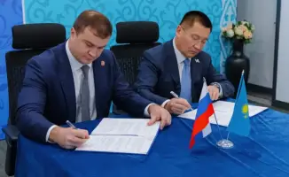 Меморандум о сотрудничестве Павлодарской и Омской областей на Форуме Казахстана и России