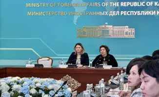 Круглый стол о социальной работе и защите прав человека в Казахстане