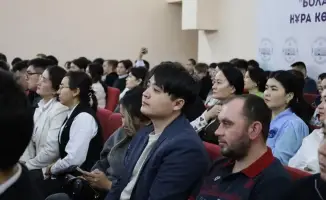 Нуринск: награды молодым специалистам на форуме