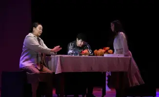 Антинаркотический спектакль S.O.S. в Астане о вреде наркотиков для подростков