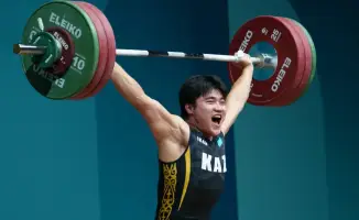 Едиге Емберды: три медали, один блестящий успех!