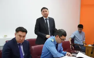 Марат Ахметжанов выслушал обращения граждан и пообещал их учесть в рамках законодательства