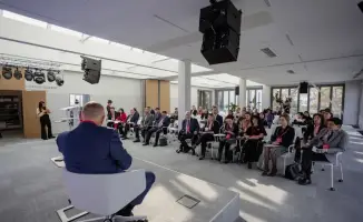 На перекрестке идей: эксперты прокладывают путь к развитию предпринимательства в Казахстане