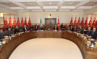 Визит министра обороны Казахстана в Турцию обсуждение военного сотрудничества