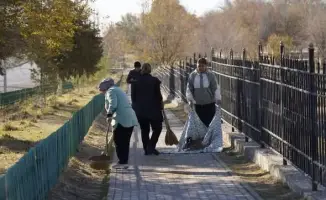 ТУРКЕСТАН: ЭКОЛОГИЧЕСКАЯ ИНИЦИАТИВА В КАЗЫГУРТЕ В РАМКАХ ПРОГРАММЫ "ТАЗА ҚАЗАҚСТАН"