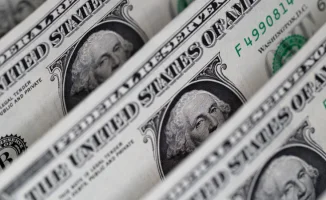 Доллар в Казахстане: курс падает, но кто виноват?