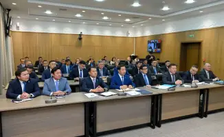 Обсуждение внедрения искусственного интеллекта в регионе Абай: шаг к цифровому будущему