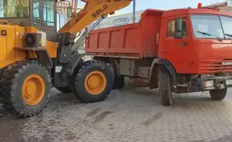 Снежные буревестники: как более 2800 дорожных рабочих очищают Астану от снега и обеспечивают безопасность горожан