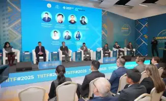 Обсуждение роли искусственного интеллекта и цифровых технологий в социально-экономическом развитии Туркестана на международном форуме