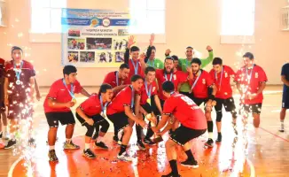 Волшебный мяч: команда "Туран" из Туркестанской области завоевала титул чемпиона Казахстана по гандболу