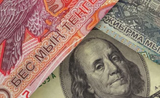 Тенге укрепляется к доллару: Нацбанк объясняет причины и возможные последствия