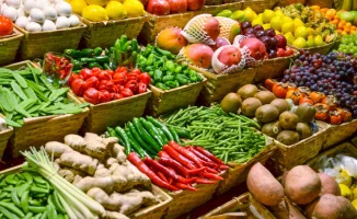 В Казахстане обсуждают регулирование цен на рыбу, фрукты и овощи для стабилизации инфляции