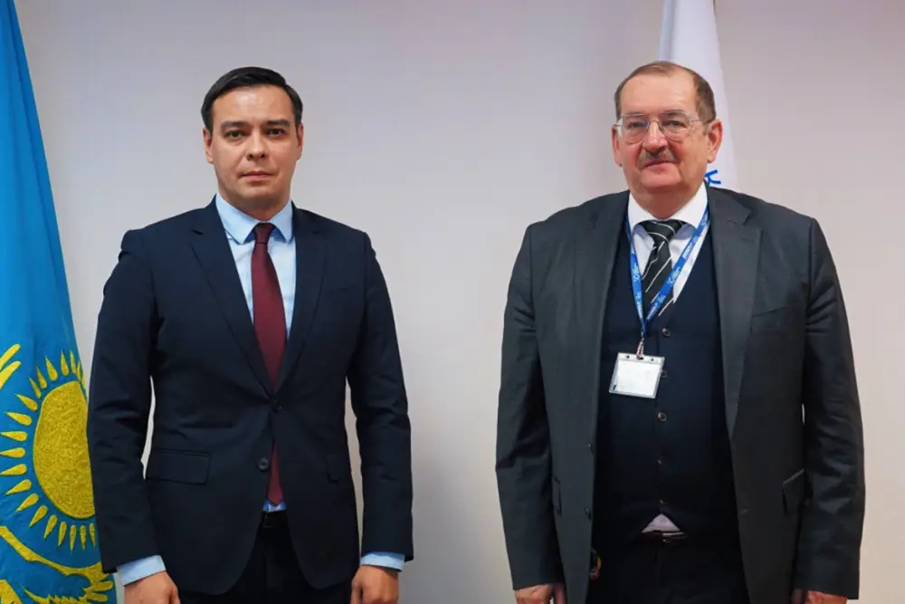 Омбудсмен провел встречу с Главой Офиса ОБСЕ в Астане (3)