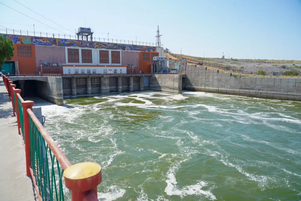 В ТУРКЕСТАНСКОЙ ОБЛАСТИ ВНЕДРЕНЫ ВОДОСБЕРЕГАЮЩИЕ ТЕХНОЛОГИИ НА 114 ТЫСЯЧАХ ГЕКТАРОВ ЗЕМЛИ (4)