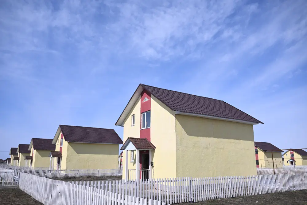 Область Жетісу: за 3 года введено в эксплуатацию 1 млн. кв. метров жилья и обновлено 276 социальных объектов (2)