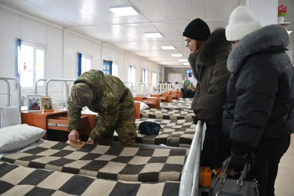 Воинскую часть Карагандинского гарнизона посетили родители солдат (2)