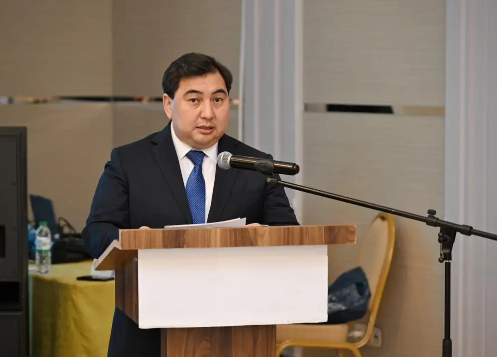 В АСТАНЕ ОБСУДИЛИ РОЛЬ НАСТАВНИЧЕСТВА В ПРЕДУПРЕЖДЕНИИ КОРРУПЦИИ (3)