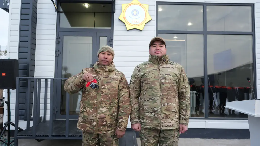 Глава МЧС открыл новую модульную спасательную станцию на берегу озера Имантау (8)