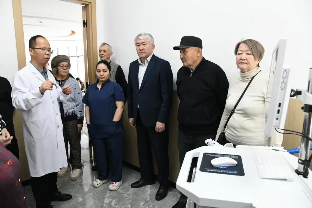 День открытых дверей для пожилых горожан провели в столичной клинике (6)