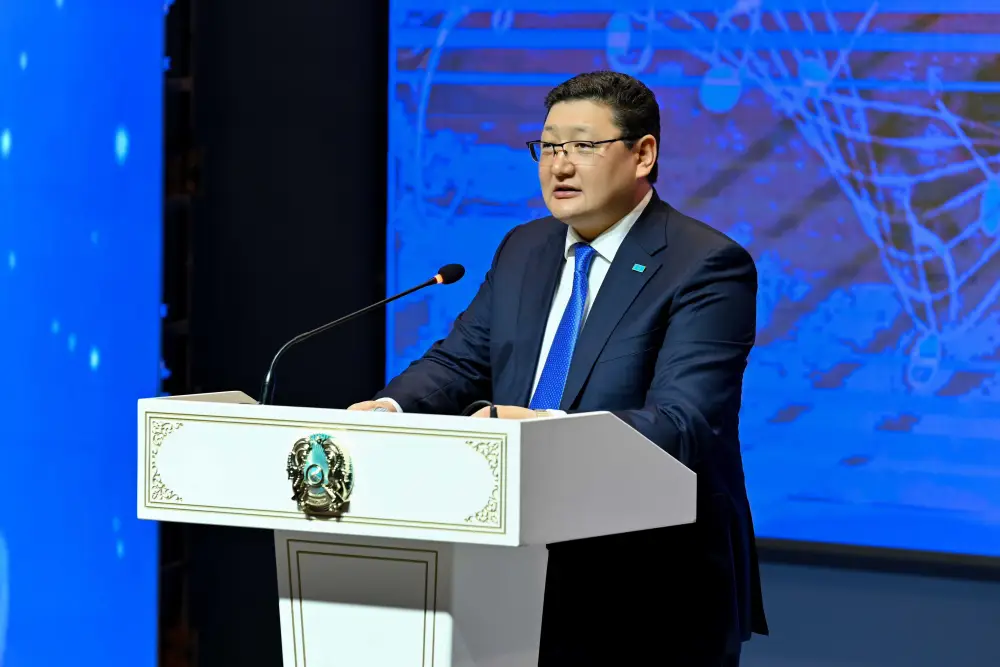 В Семее прошел вечер памяти поэта Несіпбека Айтұлы «Сәуле ғұмыр», посвященный его 75-летию (8)