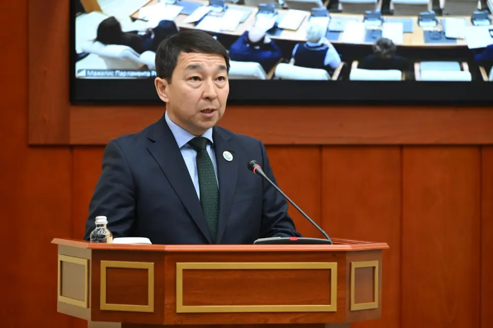 На Евразийском форуме обсудили перспективы парламентаризма в совершенствовании законодательства (4)