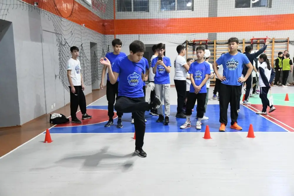 Чемпионат по национальным силовым играм «Бала Толағай» среди школьников провели в Астане (8)