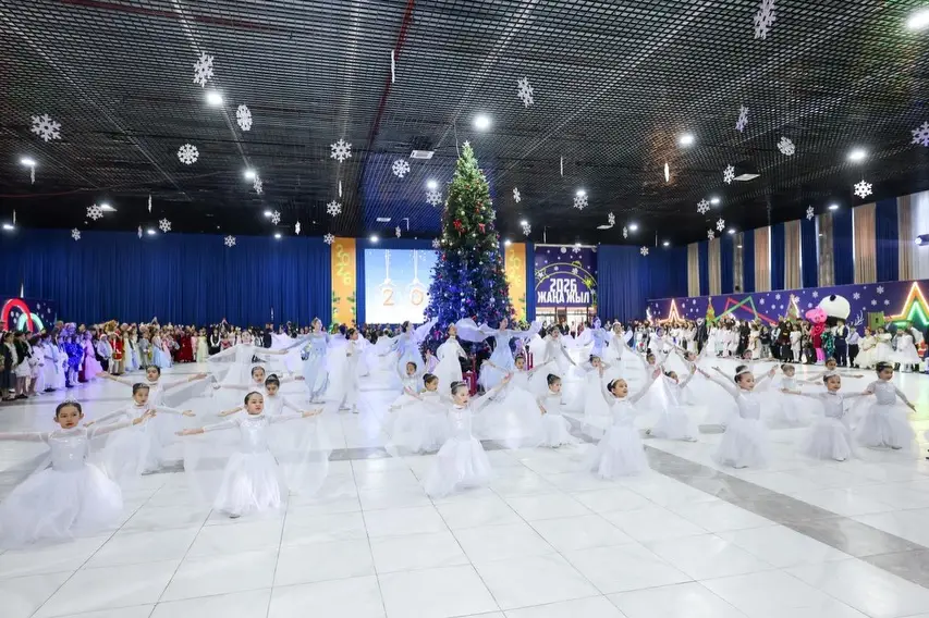 ШЫМКЕНТ: СОСТОЯЛАСЬ ТРАДИЦИОННАЯ ПРЕЗИДЕНТСКАЯ ЁЛКА ДЛЯ ДЕТЕЙ (6)