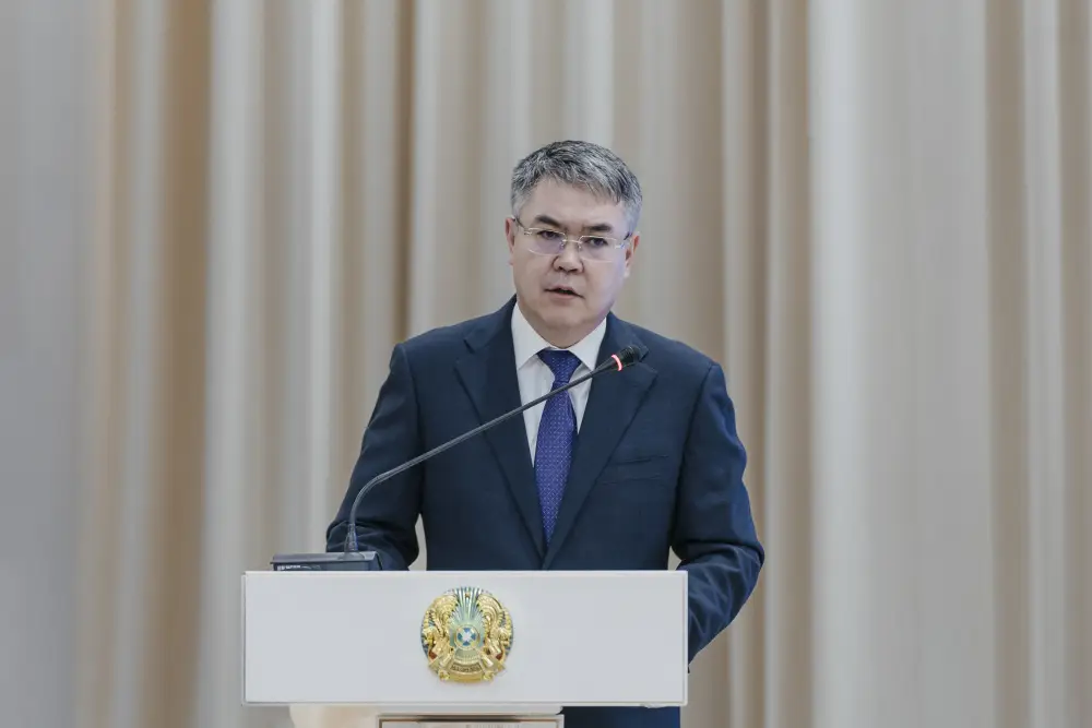 Состоялась отчётная встреча акима Атырауской области с жителями города Атырау (6)