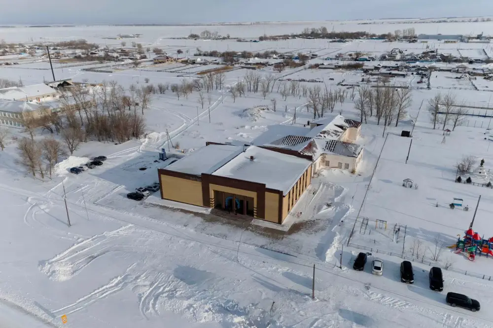 В Бородулихинском районе открылся спортивно‑оздоровительный центр (8)