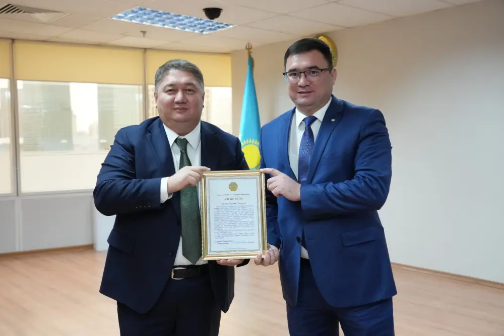 Награждение сотрудников по итогам аудита ИКАО по авиационной безопасности (10)