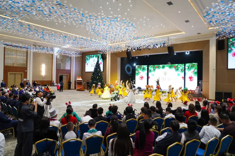 В ТУРКЕСТАНЕ ПРОШЛО НОВОГОДНЕЕ МЕРОПРИЯТИЕ «ШЕКСІЗ ӘЛЕМ» (3)