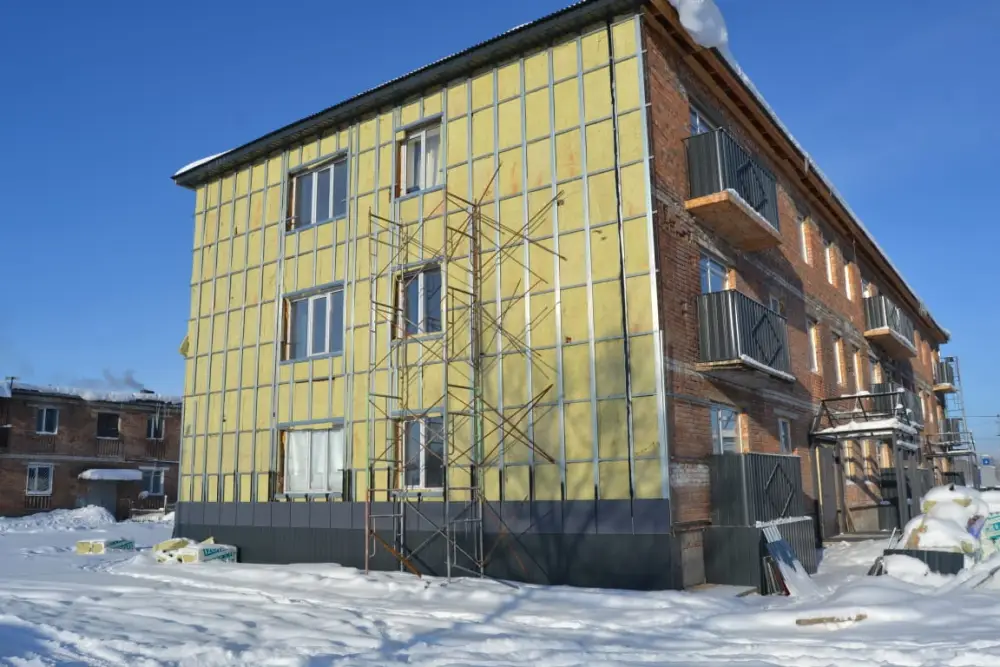 В районе Самар ВКО завершается ремонт многоквартирного жилого дома (3)