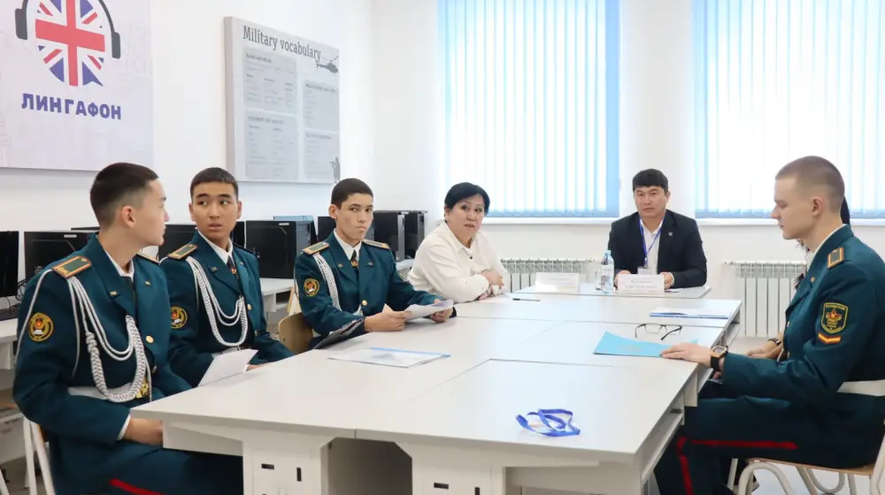 В ШЫМКЕНТЕ ПРОШЛА РЕСПУБЛИКАНСКАЯ КОНФЕРЕНЦИЯ, ПОСВЯЩЁННАЯ 80-ЛЕТИЮ ГЕНЕРАЛА АРМИИ (5)