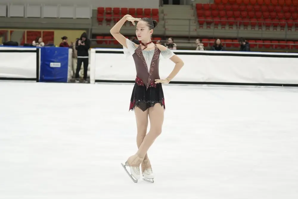 В Астане юниоры соревнуются в фигурном катании (4)