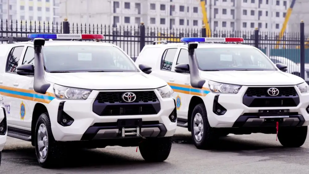 ТУРКЕСТАН: ДЕПАРТАМЕНТУ ПО ЧРЕЗВЫЧАЙНЫМ СИТУАЦИЯМ ВРУЧЕНЫ КЛЮЧИ ОТ НОВОЙ ТЕХНИКИ (2)