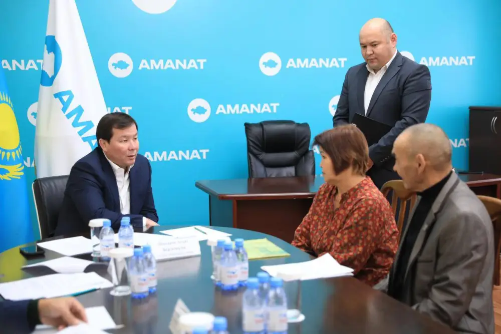 На прием к акиму области обратилось 15 актюбинцев (6)