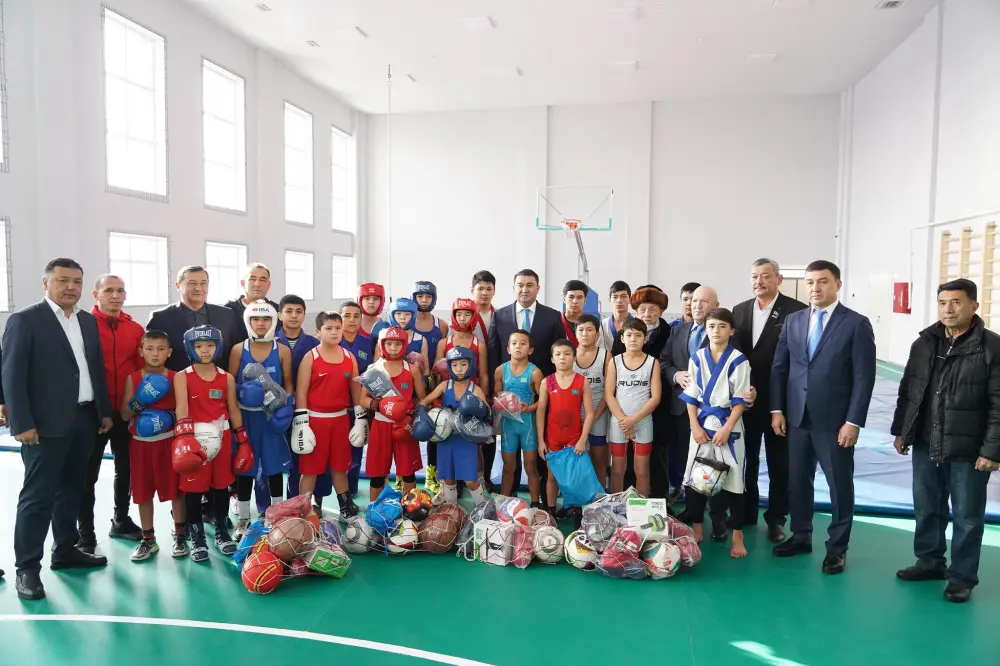 ТУРКЕСТАН: В МАКТААРАЛЬСКОМ РАЙОНЕ ОТКРЫЛСЯ ДОМ КУЛЬТУРЫ НА 200 МЕСТ (4)