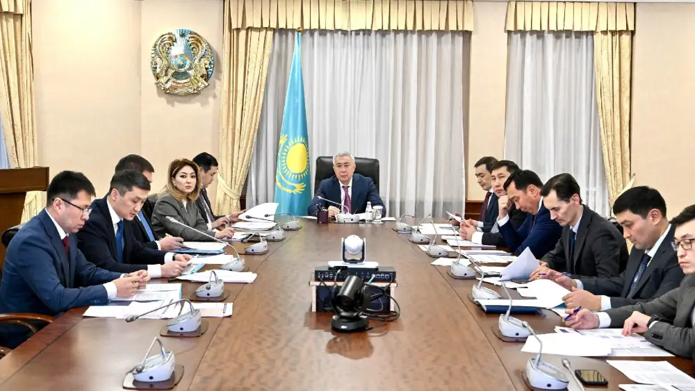 Правительство подготовит Дорожную карту по обеспечению темпов роста в обрабатывающей промышленности (4)